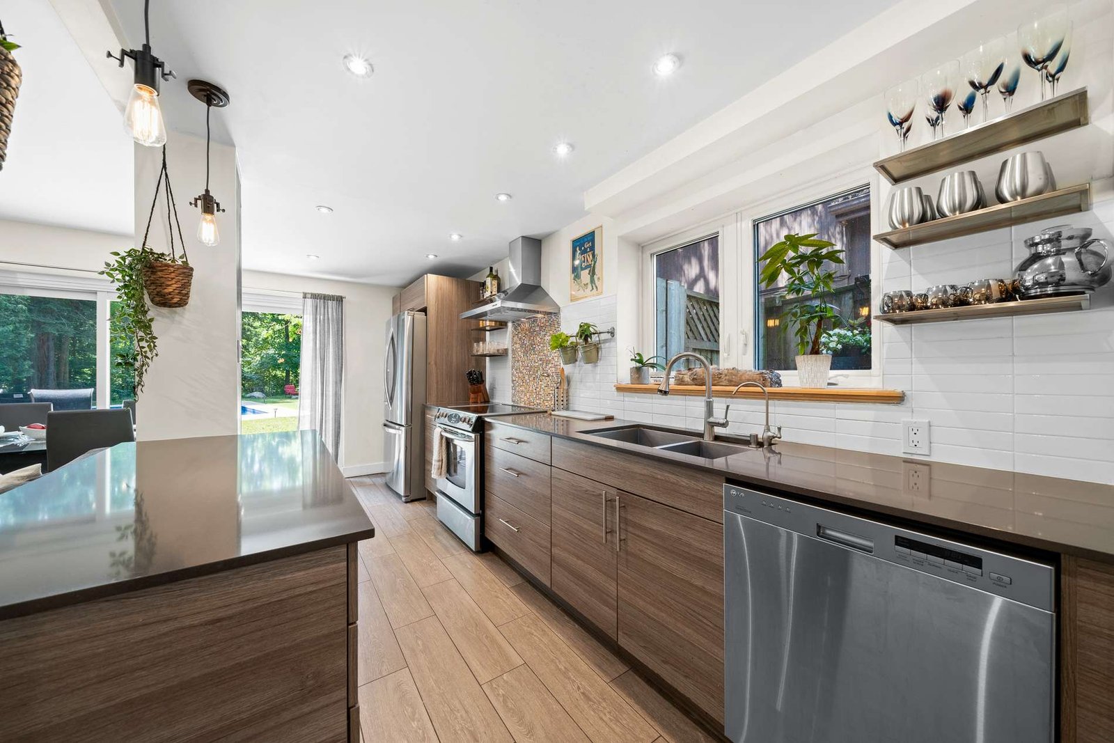 Open property gallery