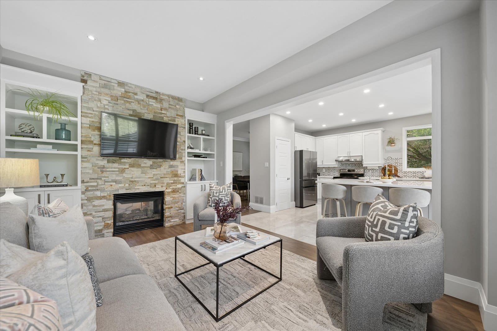Open property gallery