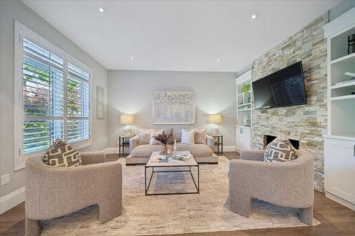 Open property gallery