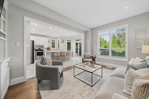 Open property gallery