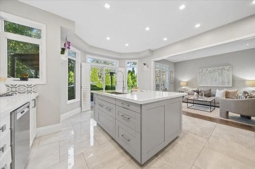 Open property gallery