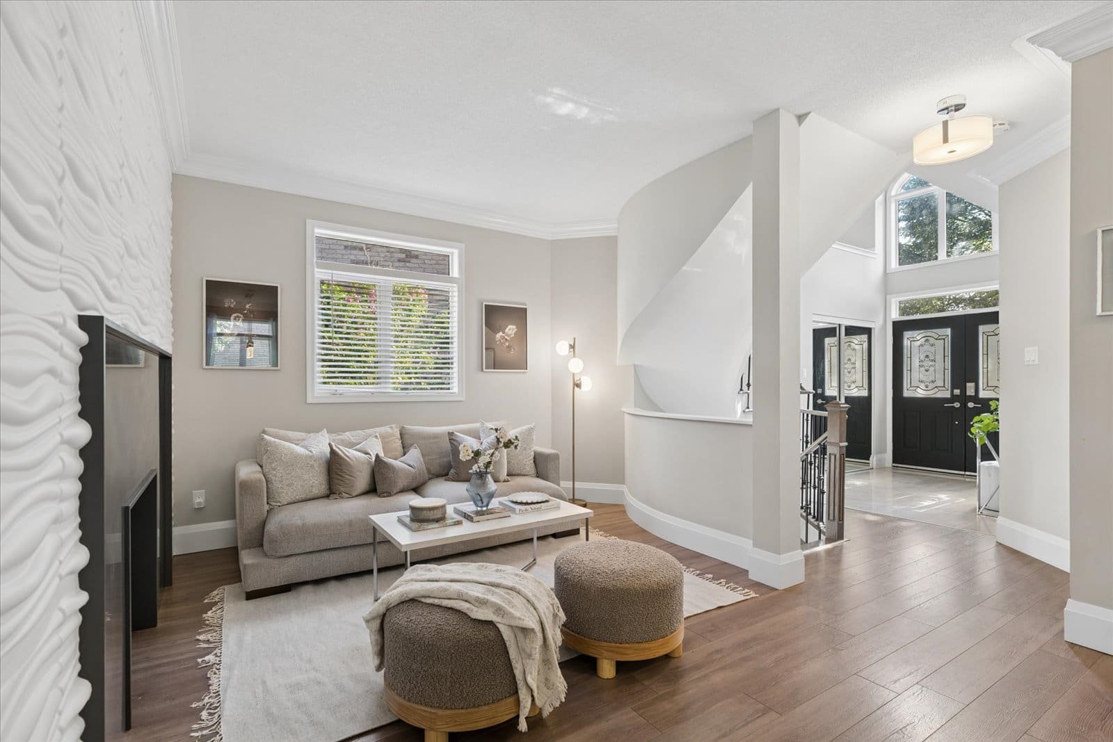 Open property gallery