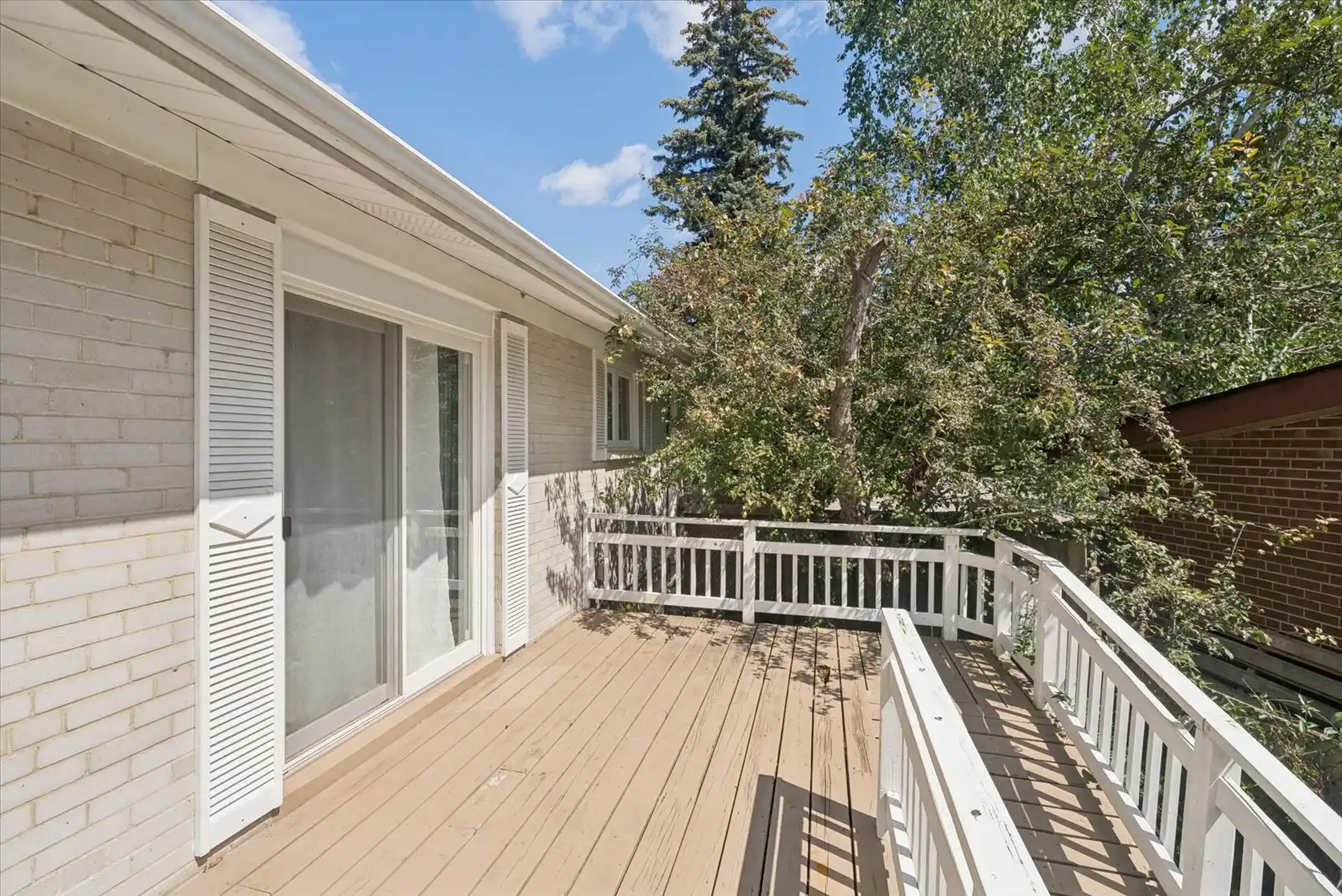 Open property gallery
